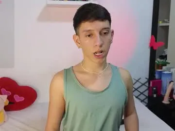 Milky__boy_ live cam preview