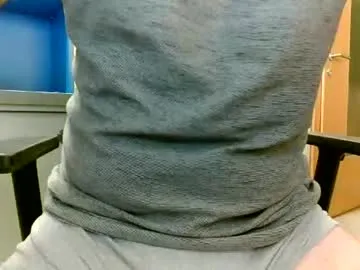 Misterhardwood09 live cam preview