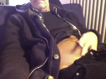 mynakedbeach live cam