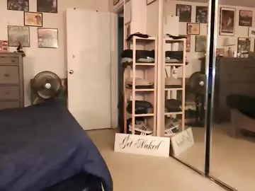 nakedmonkey live cam preview