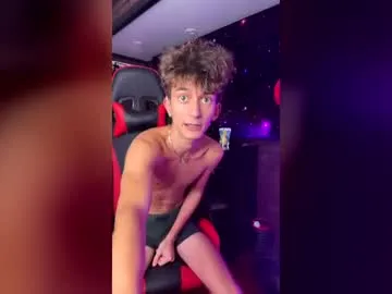 nathan_ttik live cam
