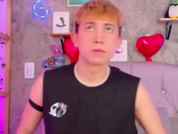 Naughty__chris live cam preview