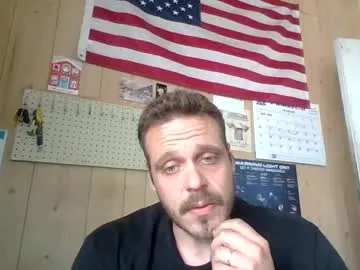 naughtybeezy live cam