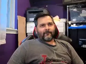 naughtydesicock live cam