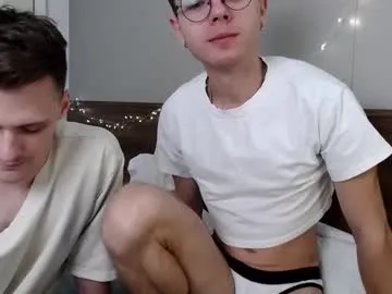 Nikikerry_cum_ live cam preview