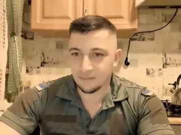 nikqredhot live cam preview