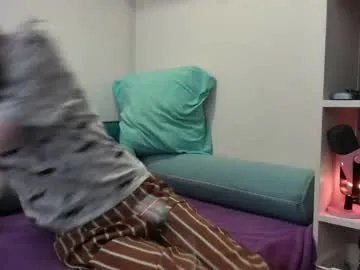 nuttyowo live cam