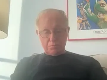 Olderthandirt69 live cam preview