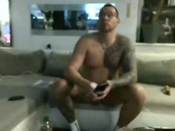 Onepussycock live cam preview