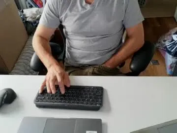 Oral_expertise live cam preview