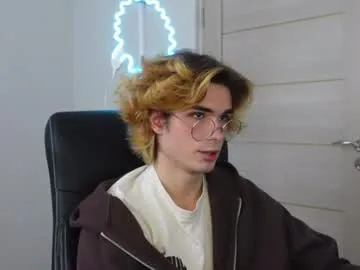Oscar_ollie live cam preview