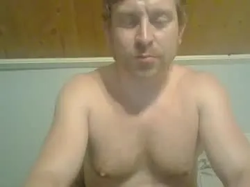 Poppawheelie1234 male cam profile image