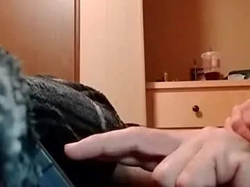 Pussyluver520 live cam preview