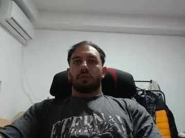 revivedunknown live cam