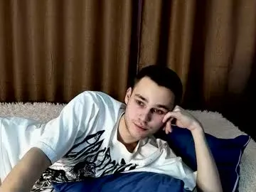 robert10211 live cam