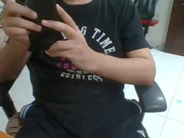 rockysam090 live cam