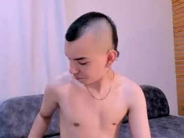 Rowan_cley profile pic