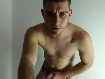 ryan_21000 live cam preview