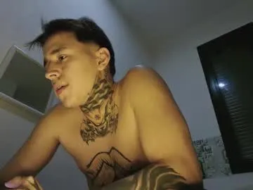 ryan_blake1 live cam