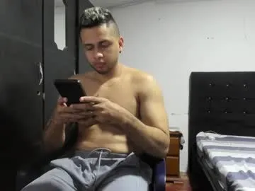 Ryan_xc1 live cam preview