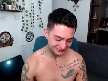 santi_ss live cam