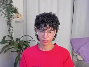 santy_kitty live cam preview