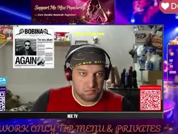 sexymacho7793 live cam