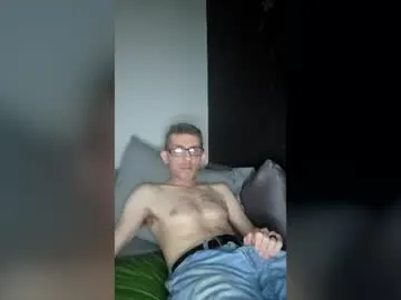 slimdaddy_4u live cam