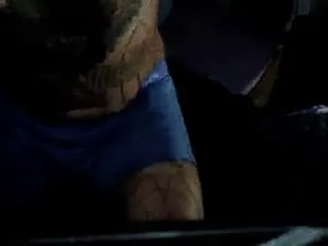 Slutyboykraxy profile pic