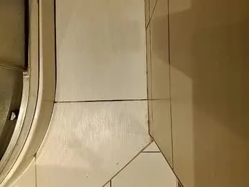 Small_1986 live cam preview