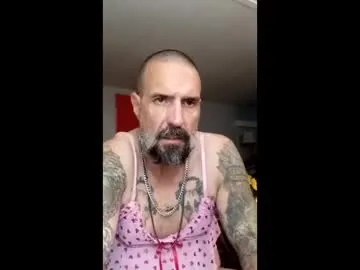 smallbutluvsbig live cam