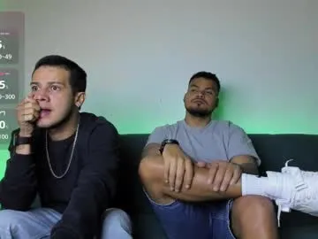 Straight_boys_hornys live cam preview