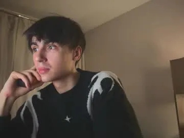 stralght_twinks live cam preview