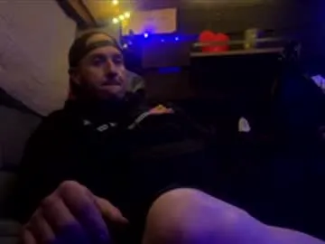 suckitorfukit live cam preview