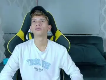The_roomfire profile pic