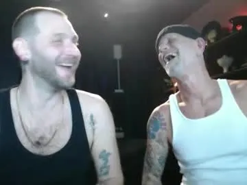 Thehouseguy513 live cam preview