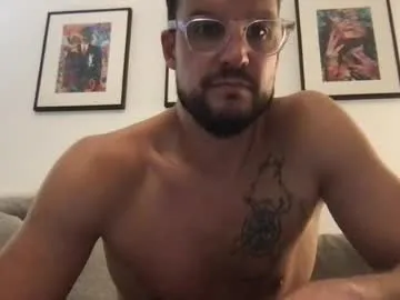 Thenudeworldrover profile pic