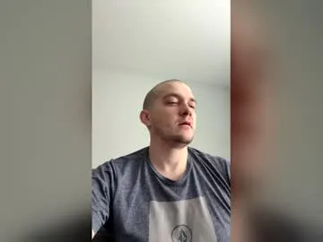 theryanb103090 live cam