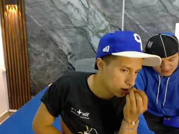 thiago_enzo live cam