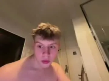 Thickny0ung live cam preview