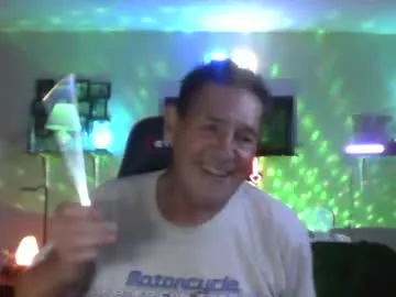 Tkthedj live cam preview