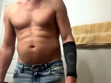 travisvalentino live cam