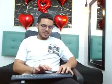 Trevor_ash live cam preview