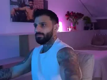 Tristangreyaura live cam preview