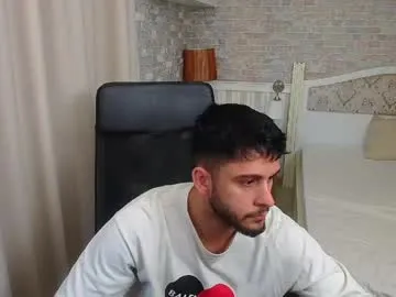troywade live cam