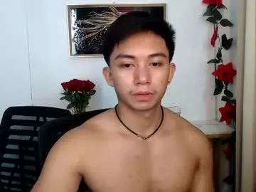 Tylerbigcockxxxx live cam preview