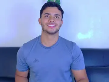 Tylerwest_ live cam preview