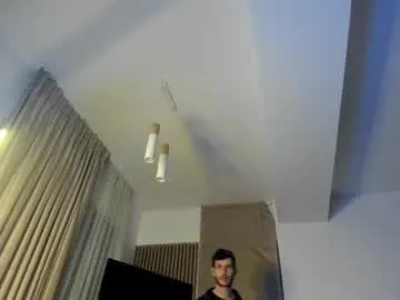 Whisperoflust live cam preview