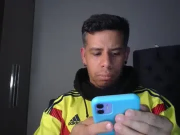 wild_bigcock36 live cam preview