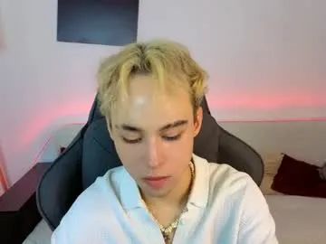 Yan_cat live cam preview